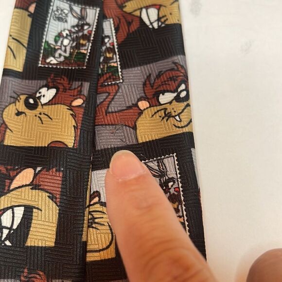 WARNER BROS. Vintage 1997 Looney Tunes Taz Stamp Collection Neckties - Picture 6 of 13